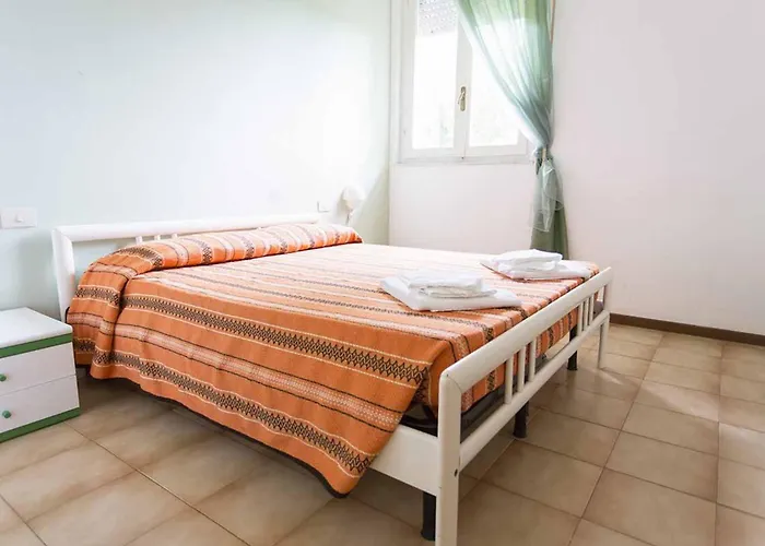 Aparthotel Isa-residence With Swimming Pool In Luni Mare, With Air Conditioning And Private Outdoor Area New Translation