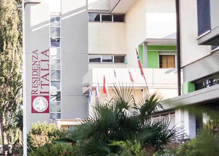 Isa-residence With Swimming Pool In Luni Mare, With Air Conditioning And Private Outdoor Area New Translation