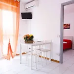 Apart-hotel Isa-residence With Swimming Pool In Luni Mare, With Air Conditioning And Private Outdoor Area Fiumaretta di Ameglia