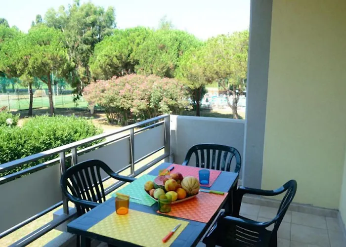 Isa-residence With Swimming Pool In Luni Mare, With Air Conditioning And Private Outdoor Area 3*
